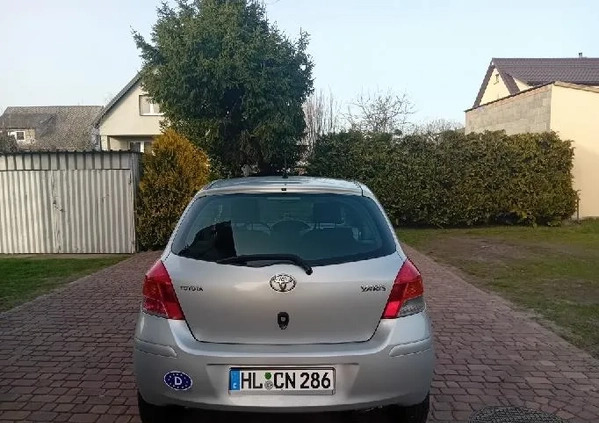 Toyota Yaris cena 14800 przebieg: 194000, rok produkcji 2009 z Płock małe 22